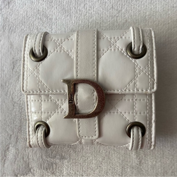 CHRISTIAN DIOR Vintage Lady Dior Quilted Bifold Wallet - Picture 1 of 4